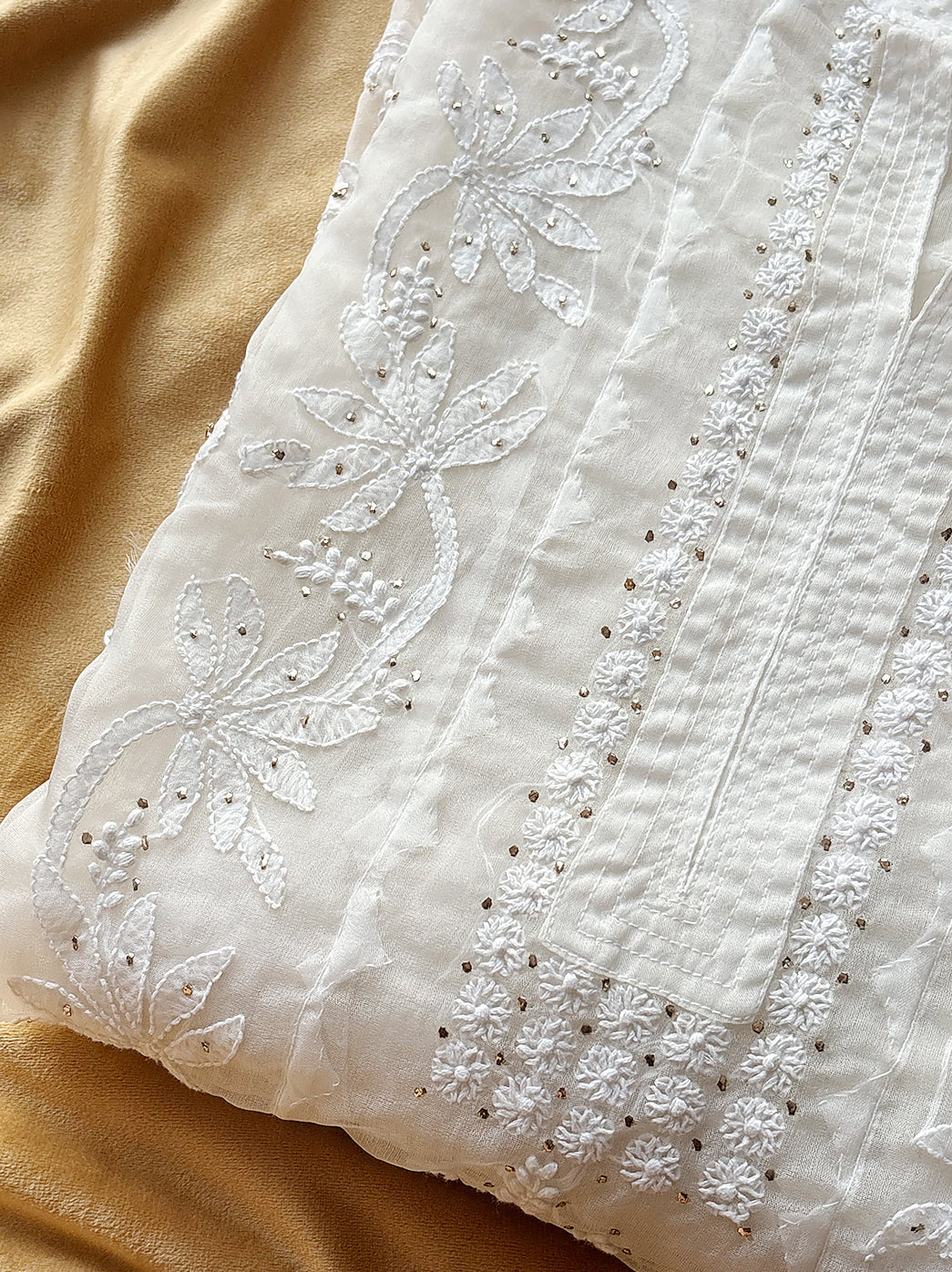 White Avya Organza Chikankari Kurta