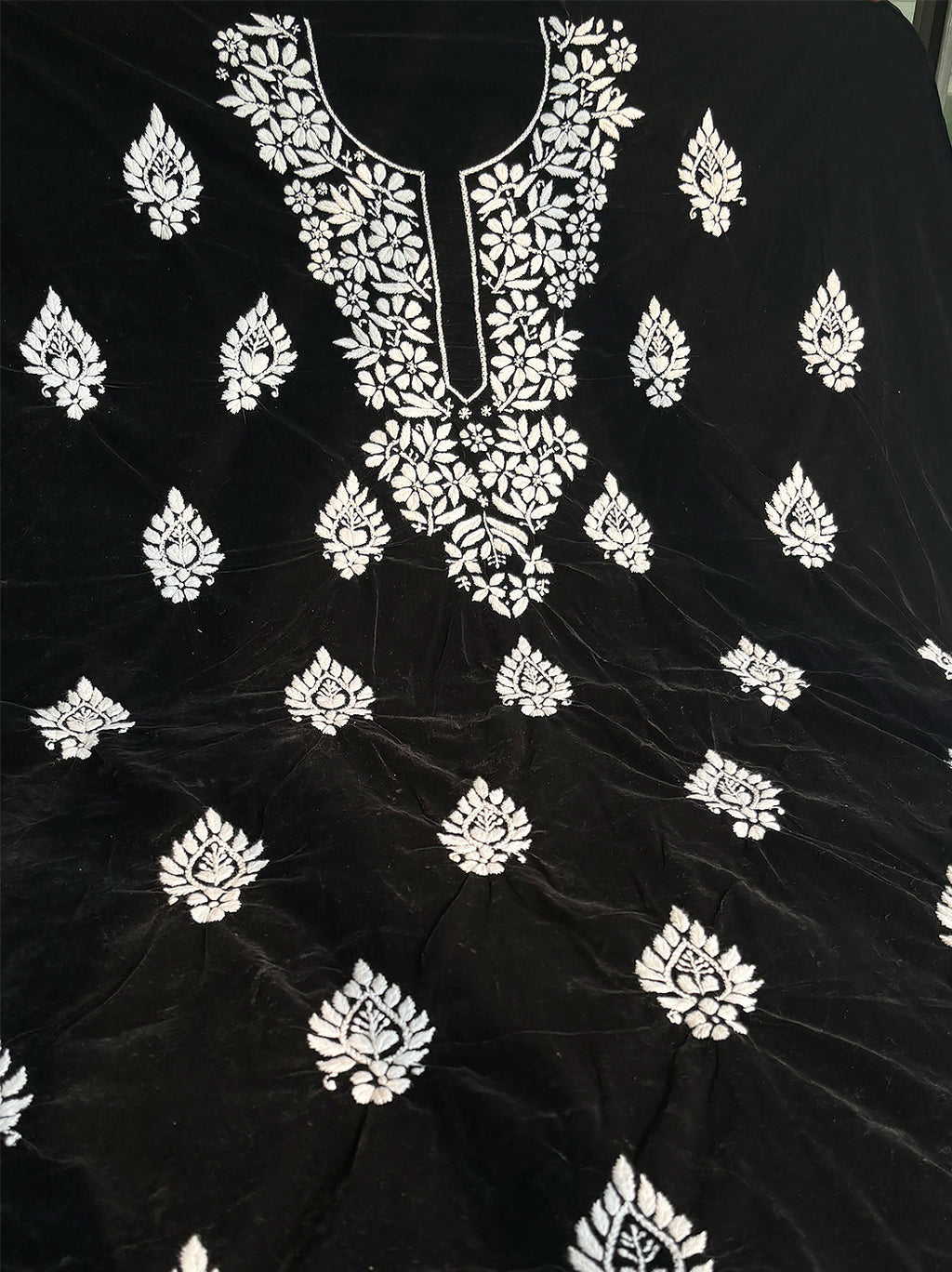 Black Vaanya Velvet Chikankari Kurta Set