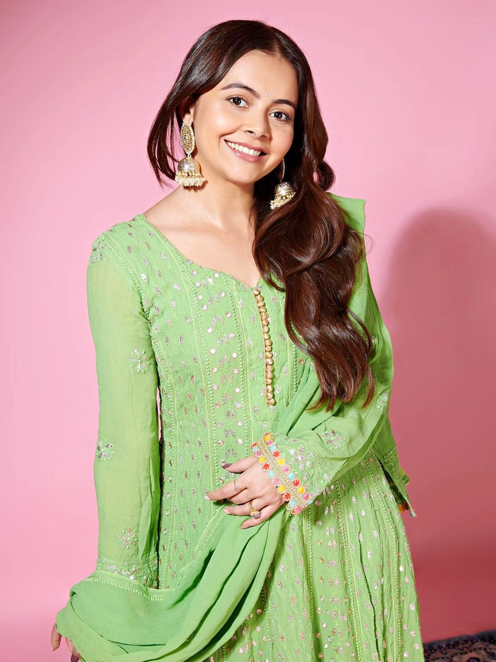 Devoleena Bhattacharjee Green Sufiya Viscose Chikankari Anarkali with Dupatta