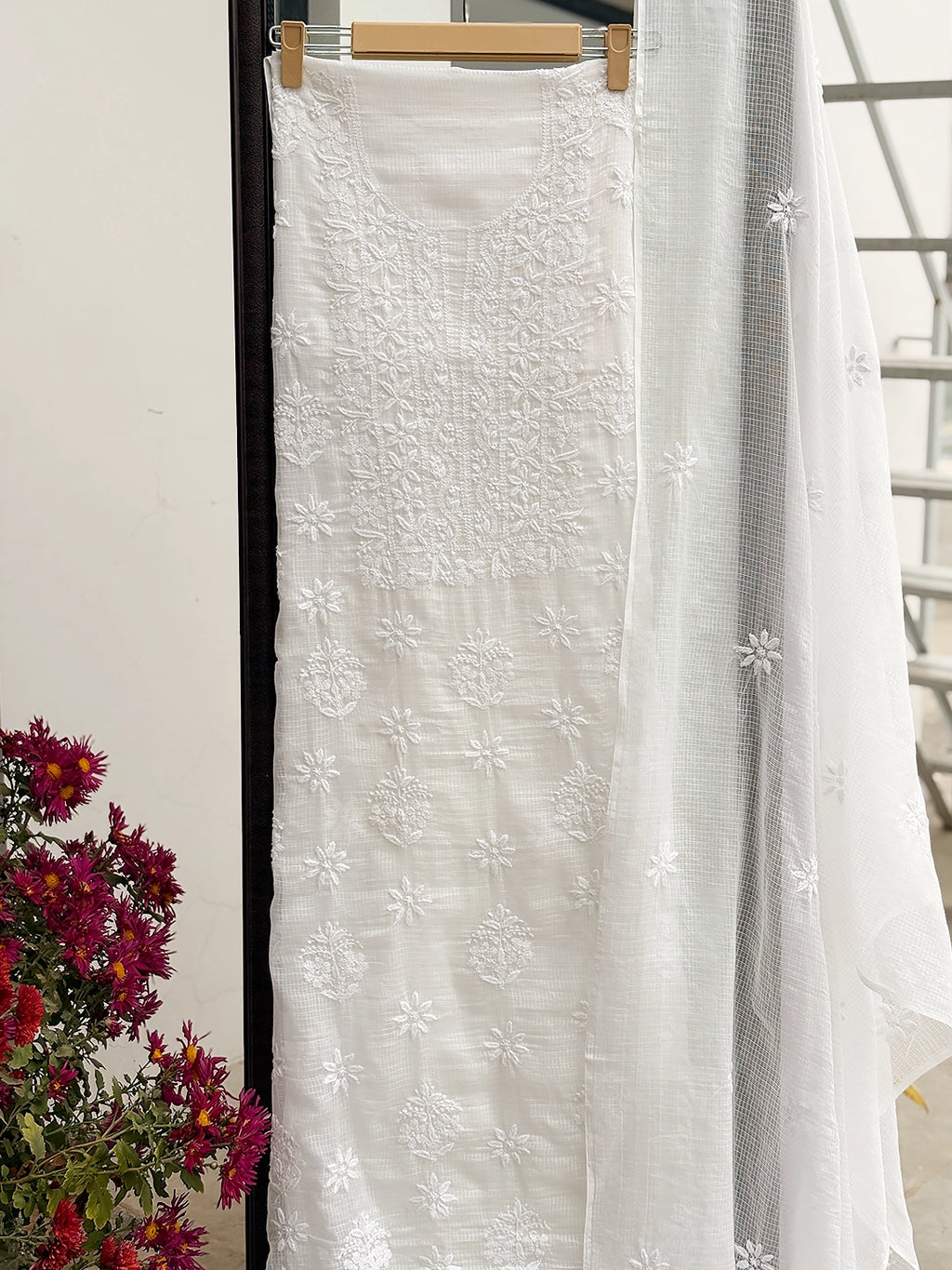 Eshani Chikankari Un-stitched Kurti Piece with Dupatta - White