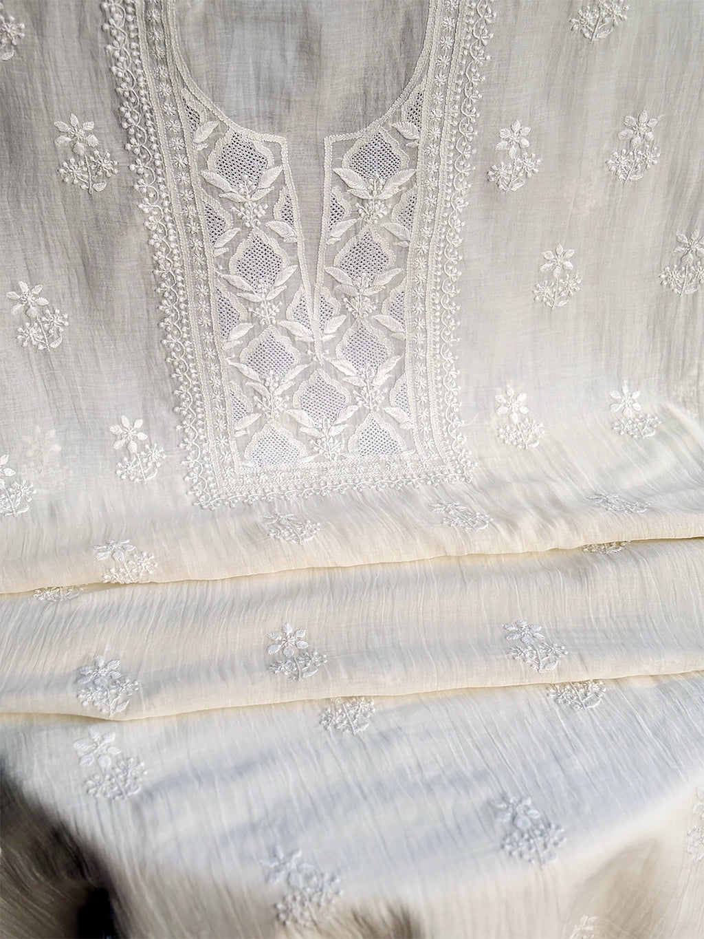 Parisha Mul Chanderi Chikankari Kurti Piece with Dupatta - White