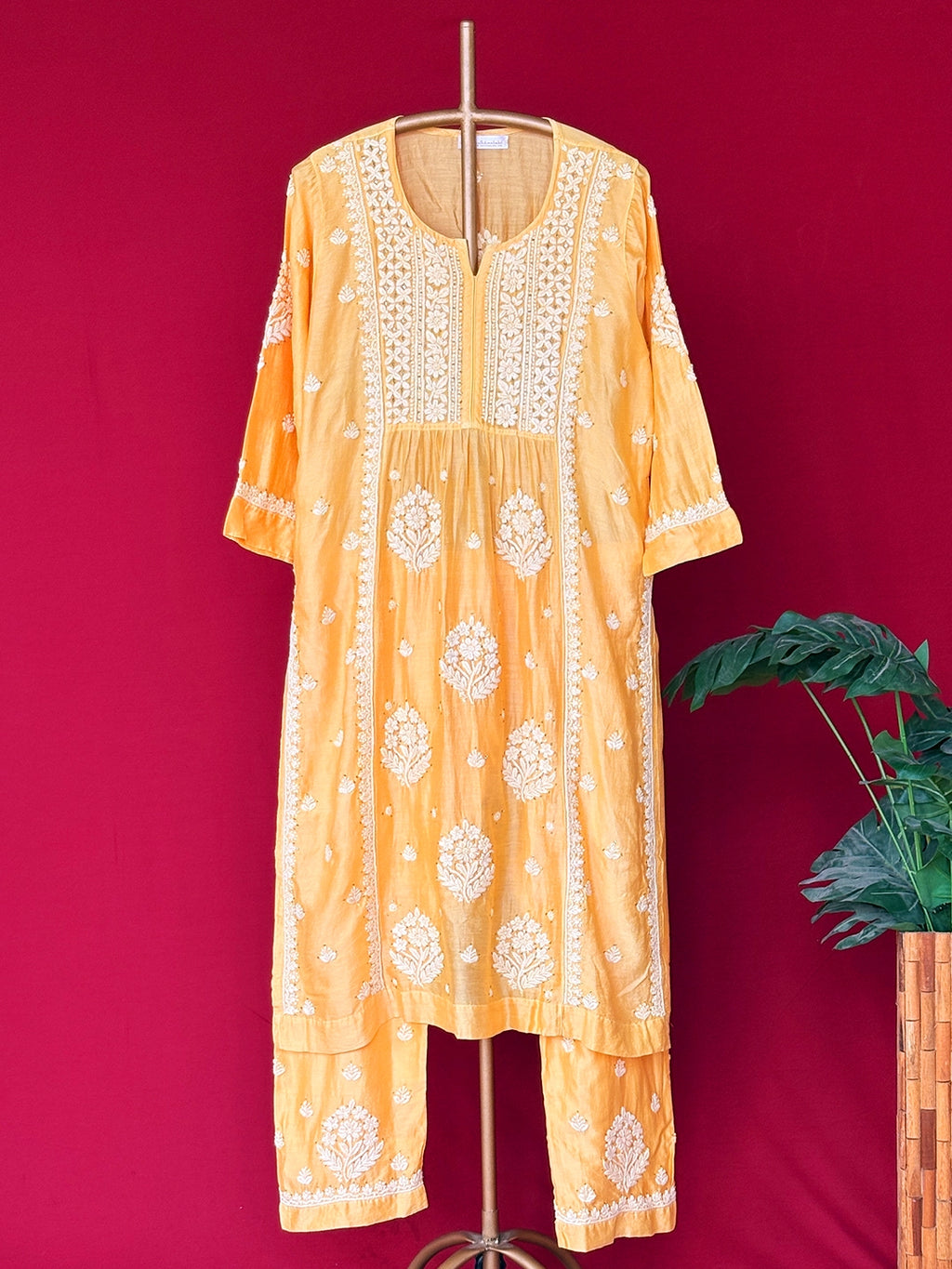 Rida Chanderi Chikankari Kurta Set - Yellow