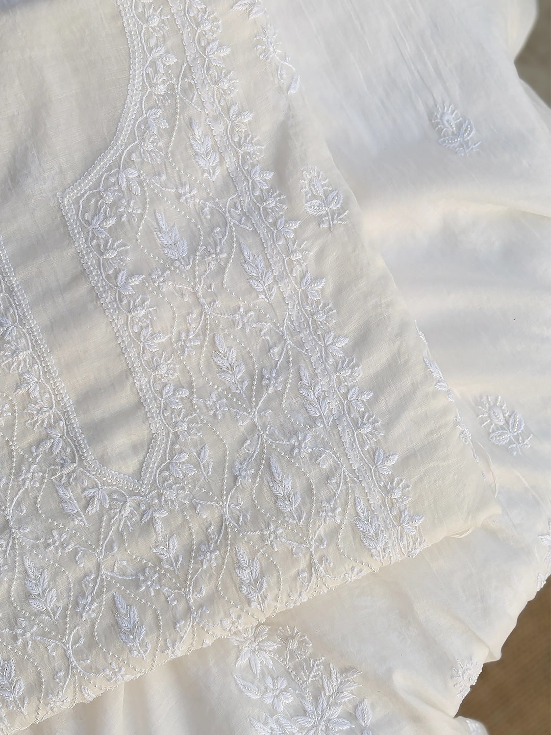 Sazia Mul Chanderi Chikankari Kurti Piece with Dupatta - White