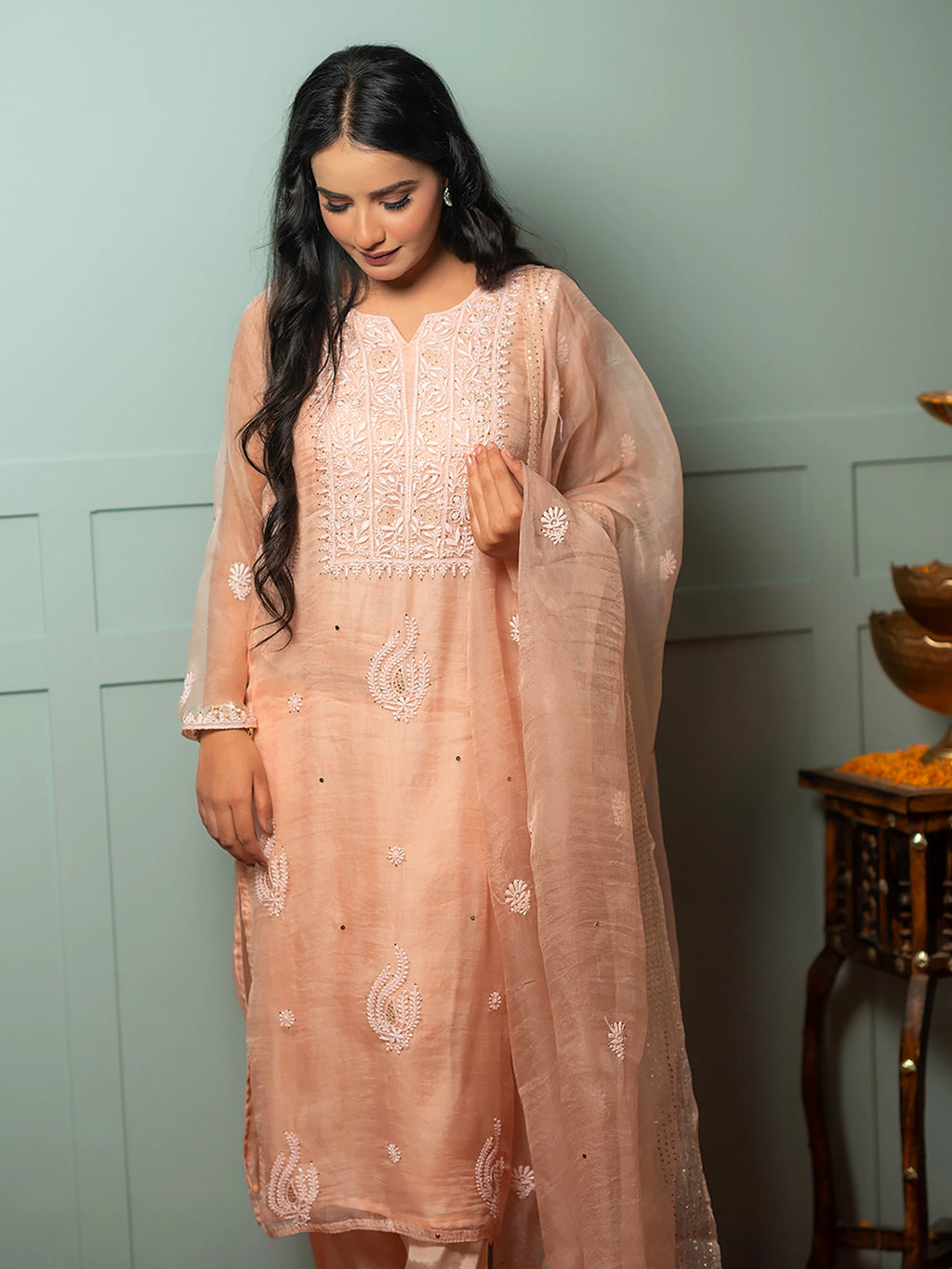 Peach Zariyaan Organza Chikankari Kurta Set