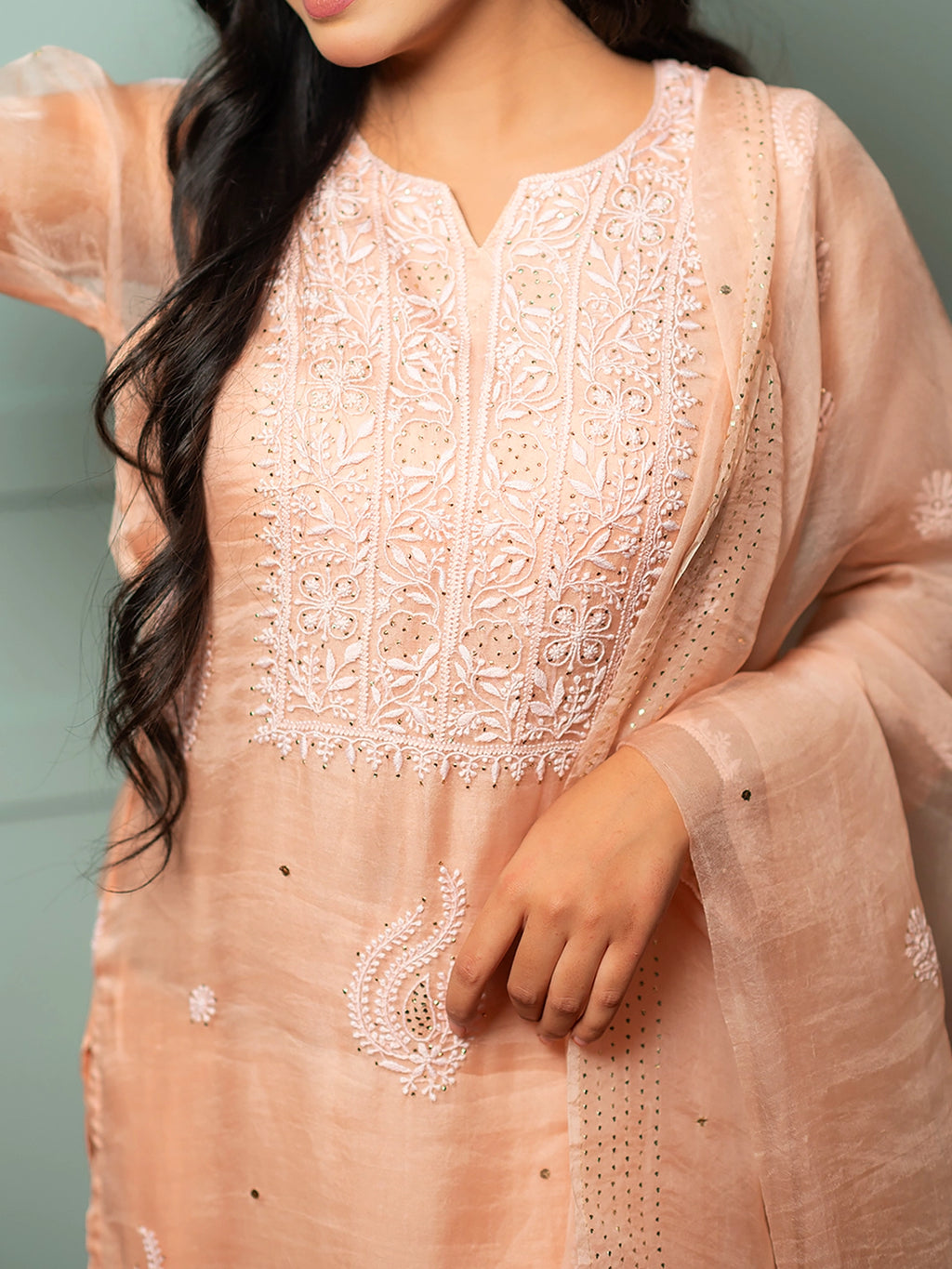 Peach Zariyaan Organza Chikankari Kurta Set